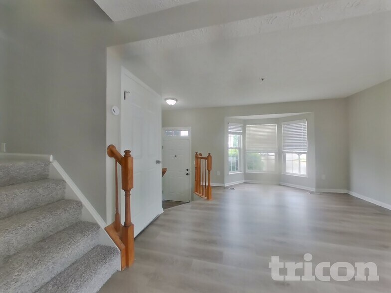 Building Photo - 2029 S Anvil Ln