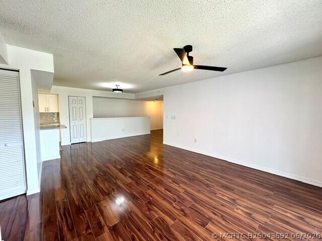 Building Photo - 100 Crestwood Ct N