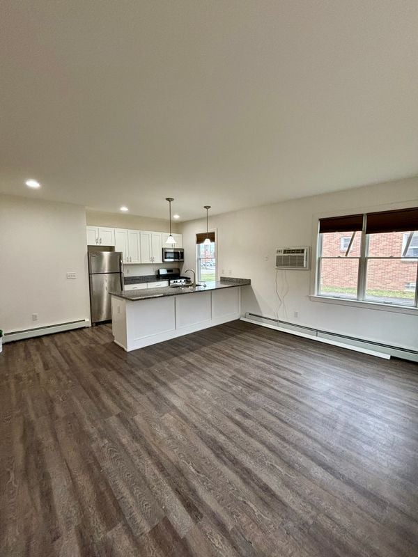 Building Photo - 476 Terrace Blvd