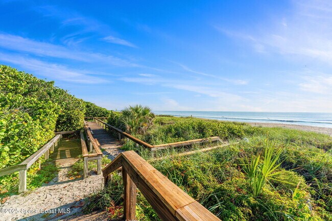 Building Photo - 1125 Jimmy Buffett Mem Hwy