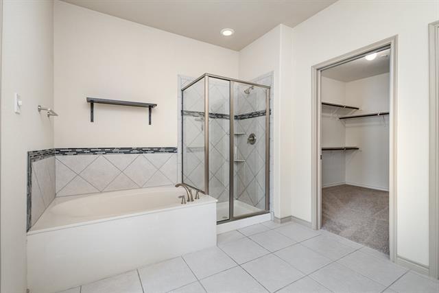 Building Photo - 5727 Knox Dr