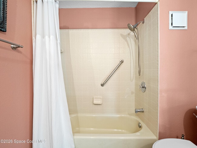 Building Photo - 751 Greenwood Manor Cir
