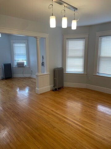 Building Photo - 7 Wyman St