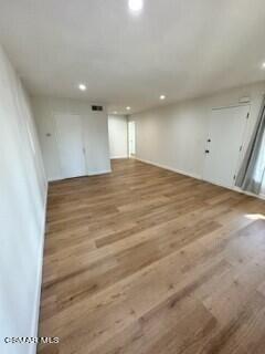 Building Photo - 5728 Hazeltine Ave