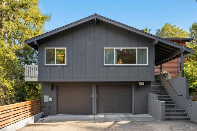 Building Photo - 48 Junipero Serra Ave