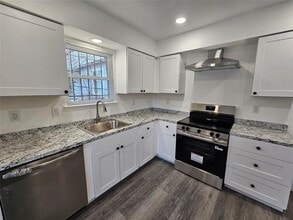 Building Photo - 3101 Peabody Ave