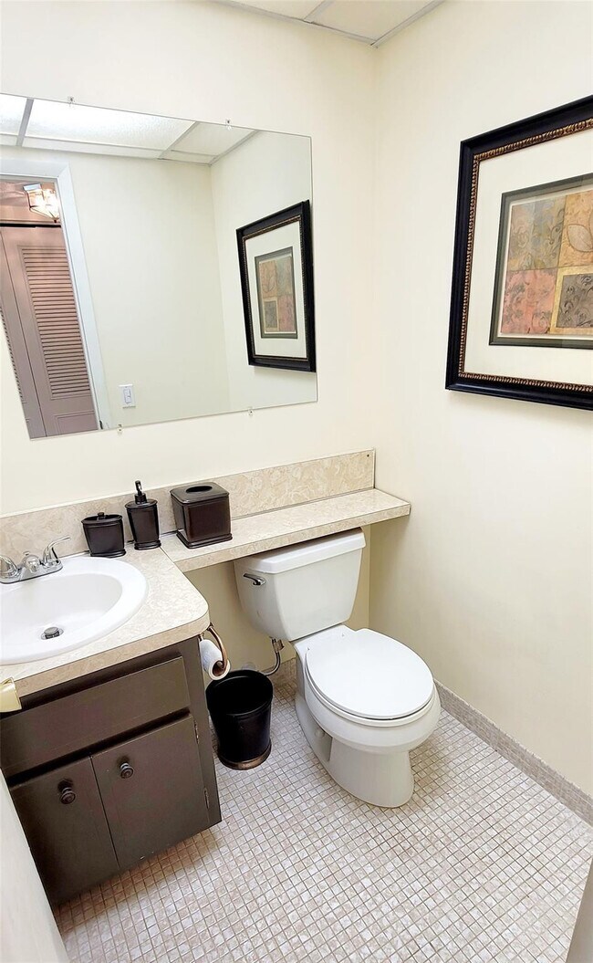 Building Photo - 2901 NW 47th Terrace