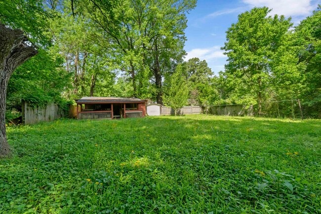 Building Photo - 3066 Redbud Rd