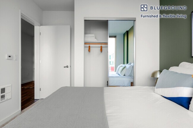 Building Photo - 900 Folsom St