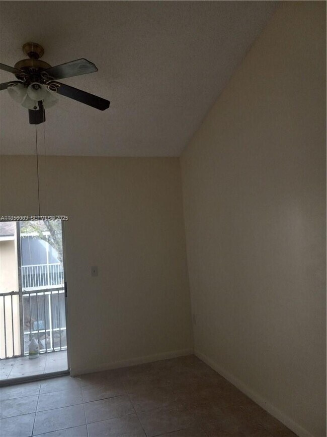 Building Photo - 2210 SW 81st Ave