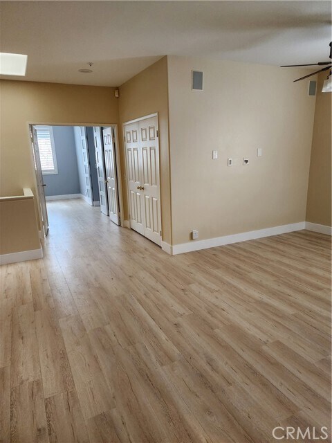 Building Photo - 3410 E Glastonbury Ln