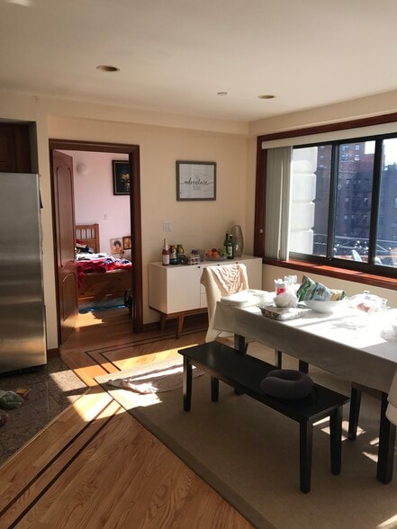 Living Area3 - 99-31 66th Ave