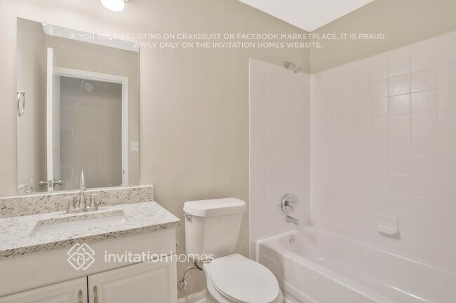 Building Photo - 1194 Realm Ln