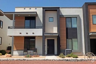 Building Photo - DIRECTLY ACROSS FROM THE AMMENITIES!