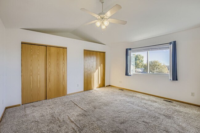 Building Photo - 4154 La Junta Dr