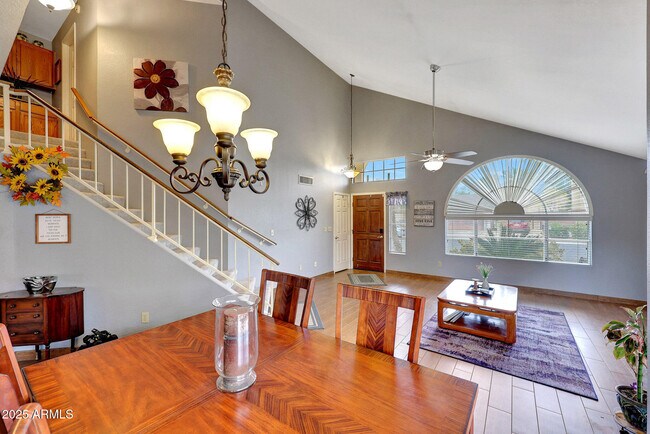 Building Photo - 15237 N 61st Dr