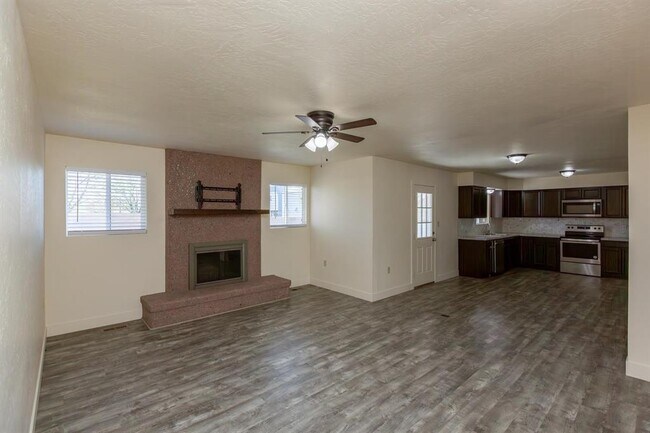 Building Photo - 2999 Fort Garland Dr