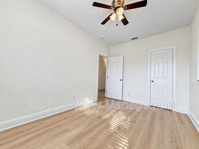 Building Photo - 2714 W Palmetto St