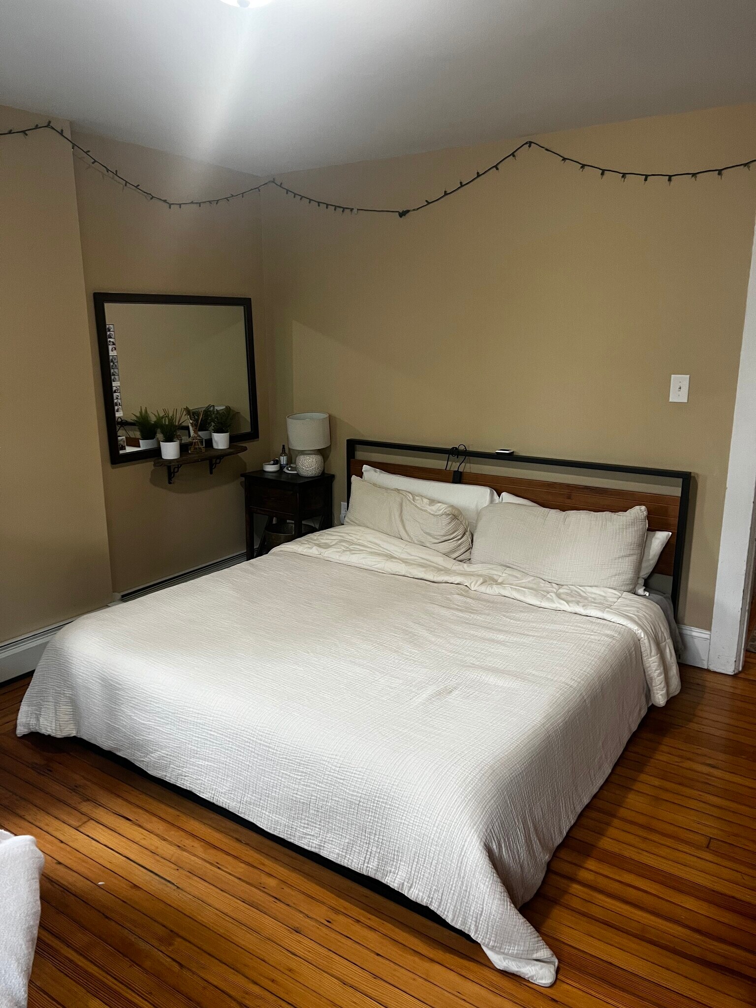 Building Photo - 147 Woodlawn Ave