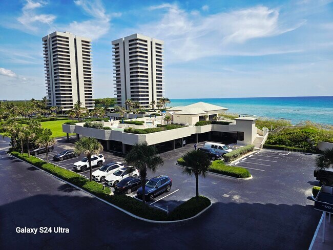 Building Photo - 5510 N Ocean Dr