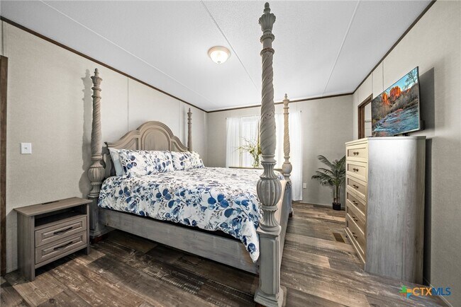 Building Photo - 2963 Barr Ln