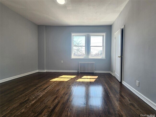 Building Photo - 36 Hillside Ave.
