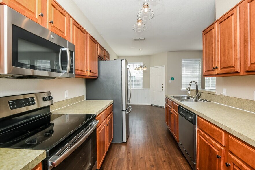 Building Photo - 3620 Cripple Creek Trail