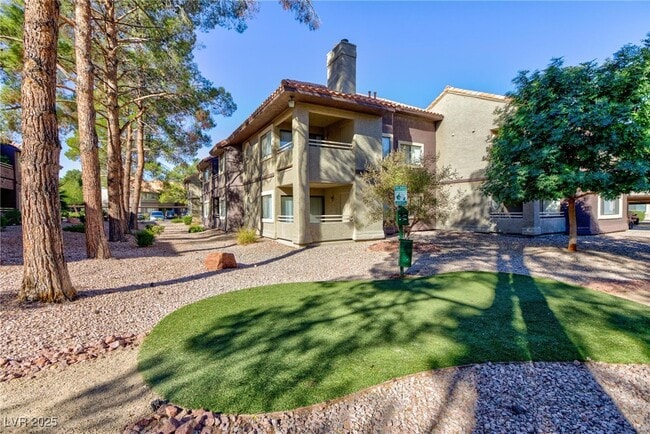 Building Photo - 5058 S Rainbow Blvd