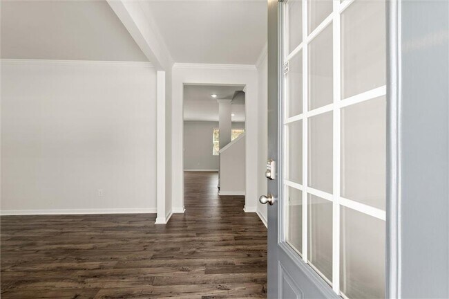 Building Photo - 348 Belmont Dr