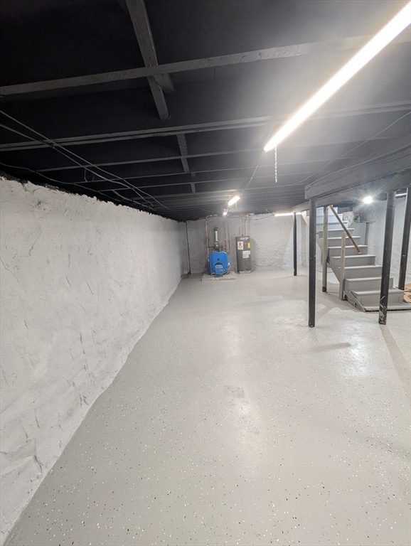 Building Photo - 17 Mayflower Cir