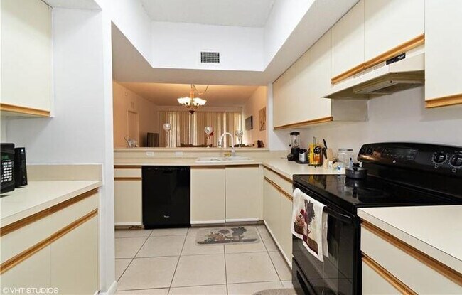 Building Photo - 8242 NW 24th St