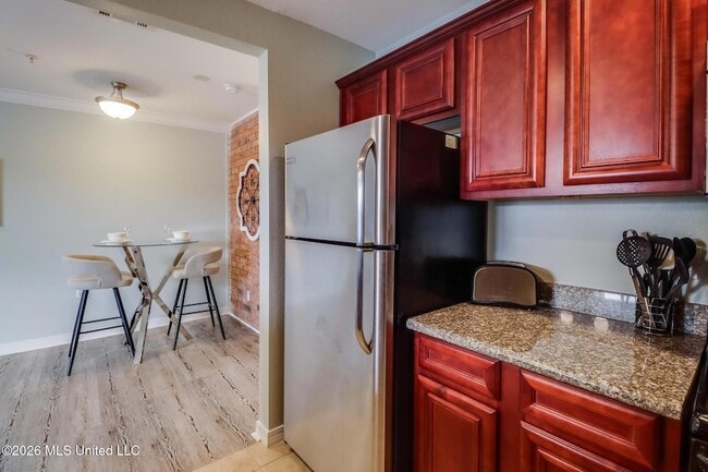 Building Photo - 1282 Beach Blvd