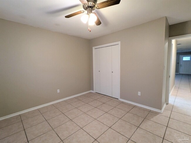 Building Photo - 708 Bayshore Dr
