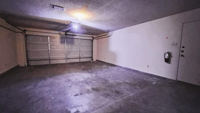 Building Photo - 3309 74th St