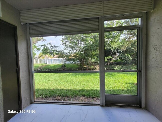 Building Photo - 8820 Royal Palm Blvd