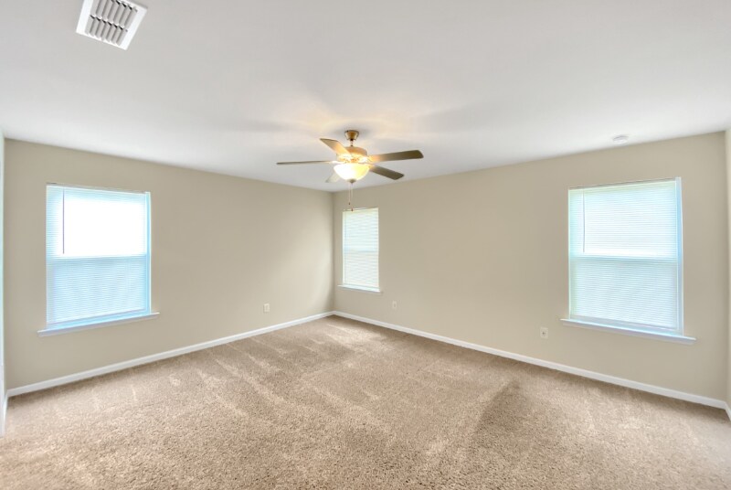 Building Photo - 1685 Villageside Ct
