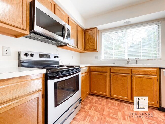 Building Photo - 15412 Overlea Ct