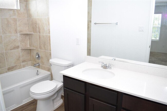 Building Photo - 5808 Bianca Dr