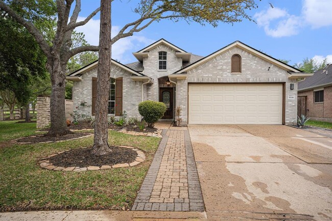 Building Photo - 9338 Stoneridge Canyon Ln