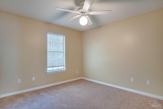 Building Photo - 2741 Bay Club Dr