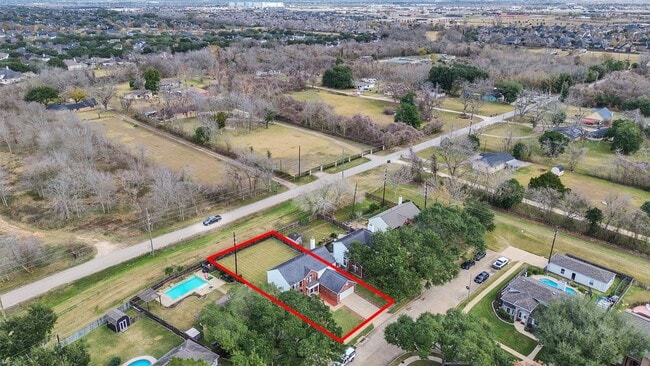 Building Photo - 1730 Pilgrim Journey Dr