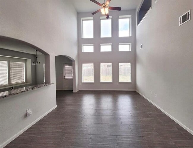 Building Photo - 14723 Garner Falls Trl