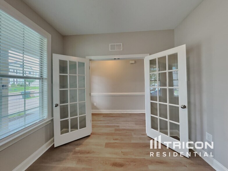 Building Photo - 38 Balsam Fir Pl