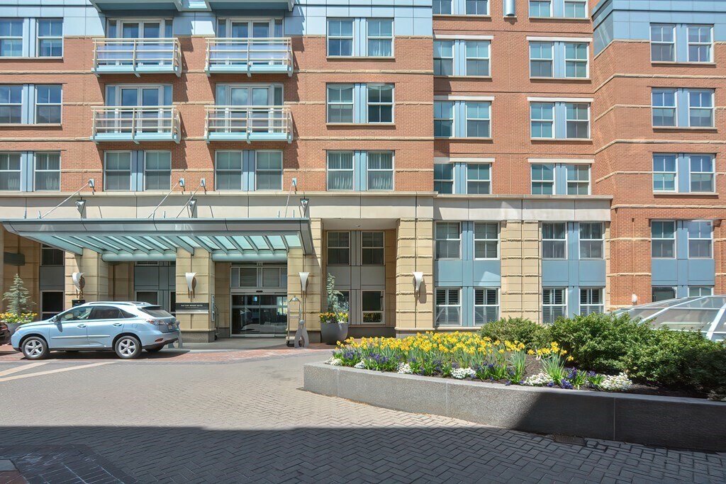 Building Photo - 3 Battery Wharf