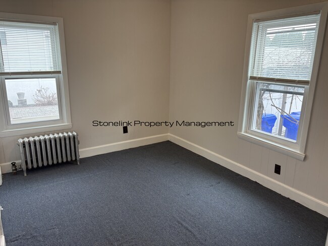 Building Photo - 125-127 Pond Street