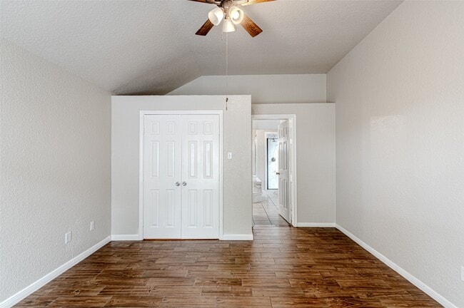 Building Photo - 1710 Blindlake Dr