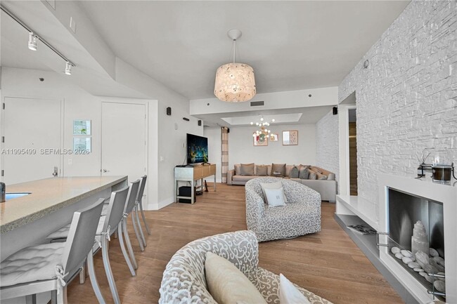 Building Photo - 15901 Collins Ave