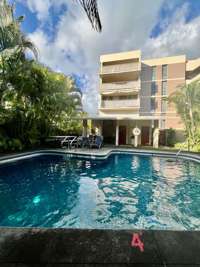 Building Photo - Convenient 2/2/1 with Lanai