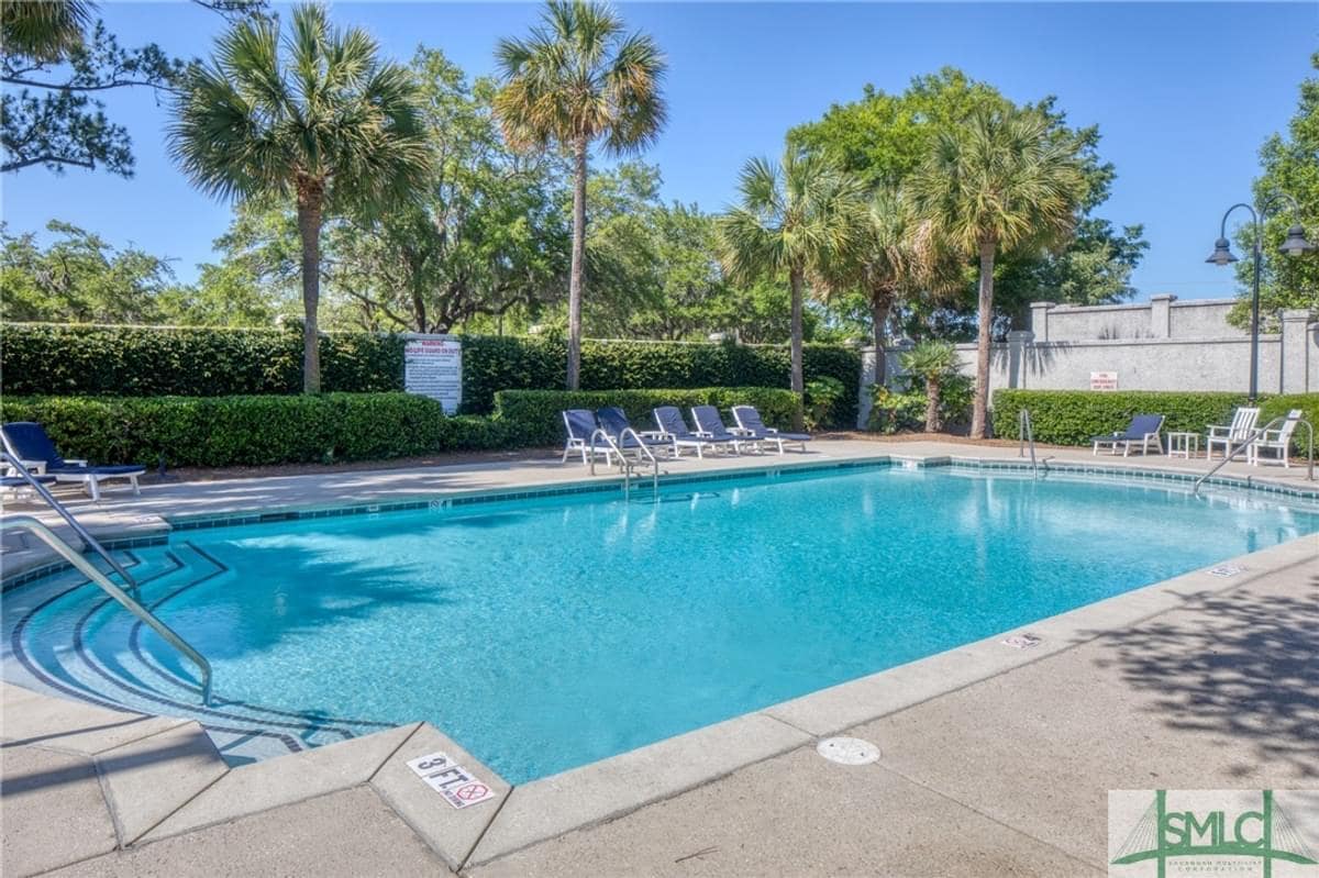 Building Photo - 49 Thatcher Ln