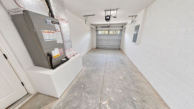 Building Photo - 11089 SW 108th St